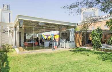 Imagem: O terreno possui 420m² de Área e está localizado em Vila