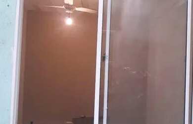 Imagem: A casa possui 2 Dormitórios, 1 Banheiro, 98m² de Área e está