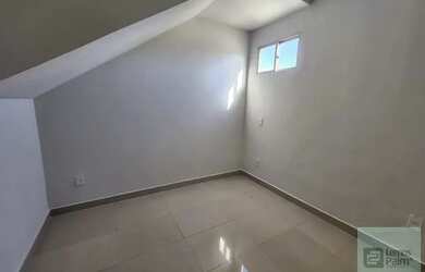 Imagem: O apartamento possui 2 Dormitórios, 1 Banheiro, 90m² de Área