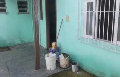 Imagem: A casa possui 1 Dormitório, 1 Banheiro, 60m² de Área e está