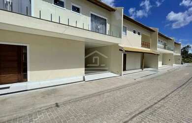 Imagem: A casa em condomínio possui 4 Dormitórios, 5 Banheiros, 2