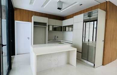 Imagem 8: Sobrado no mirante do lago