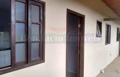 Imagem: A casa possui 2 Dormitórios, 1 Banheiro, 60m² de Área e está