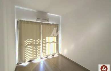 Imagem: O apartamento e possui 1 Dormitório, 1 Banheiro, 1 Vaga na