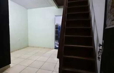 Imagem 2: Aluga-se uma casa. 70m² de Área, 3 Banheirose2 Dormitórios