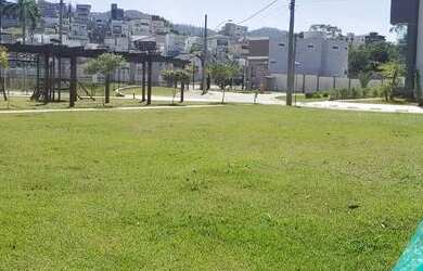 Imagem: O terreno possui 250m² de Área e está localizado em Fazenda