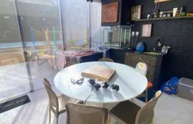 Imagem 5: Casa na Farolândia. 170m² de Área, 2 Vagas na garageme3 Dormitórios