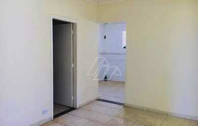 Imagem 5: Casa com 1 dormitório - venda por R$ 320.000,00 ou aluguel por R$ 1.500,00/mês...