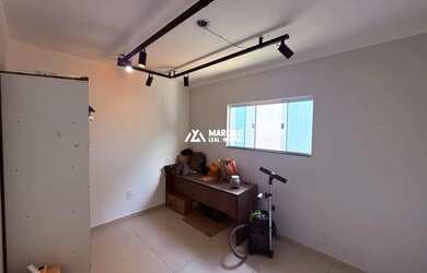 Imagem 11: Vendo casa de 5/4 sendo 02 suítes com 03 salas e 03 vagas de uso mixto...