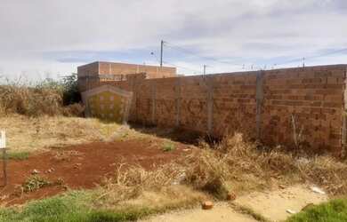 Imagem: O terreno possui 313m² de Área e está localizado em Jardim