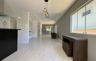 Imagem 3: Casa com 3 dormitórios, sendo 1 suíte para venda - Granja Viana - Cotia...