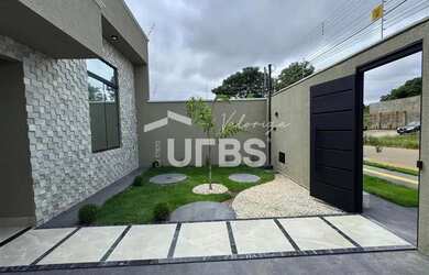 Imagem: A casa possui 2 Dormitórios, 2 Banheiros, 1 Vaga na garagem