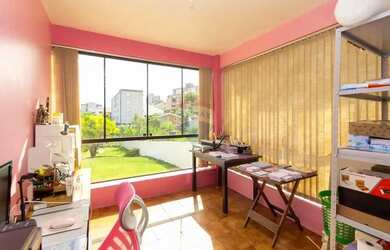 Imagem 6: Casa Ampla, Iluminada e com Terreno Espaçoso!