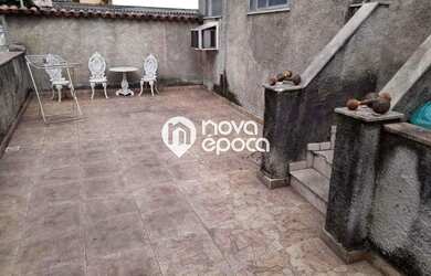 Imagem: A casa possui 2 Dormitórios, 2 Banheiros, 1 Vaga na garagem