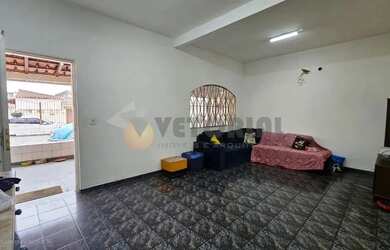 Imagem 5: Sobrado com 5 dormitórios à venda, 253 m² por R$ 650.000,00 - Poiares...