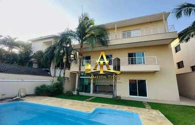 Imagem: A casa em condomínio possui 3 Dormitórios, 3 Banheiros, 4