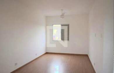 Imagem: O apartamento possui 1 Dormitório, 1 Banheiro, 43m² de Área