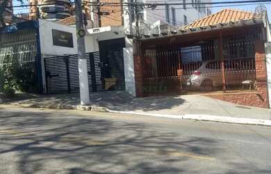 Imagem: O depósito possui 1 Vaga na garagem, 150m² de Área e está