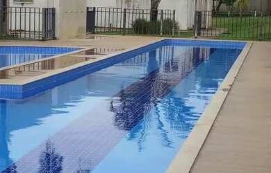 Imagem: A casa em condomínio possui 2 Dormitórios, 1 Banheiro, 2 Vagas