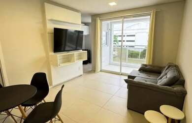 Imagem: O apartamento possui 1 Dormitório, 2 Banheiros, 1 Vaga na garagem