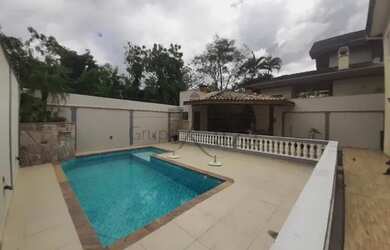 Imagem: A casa em condomínio possui 3 Dormitórios, 4 Banheiros, 4