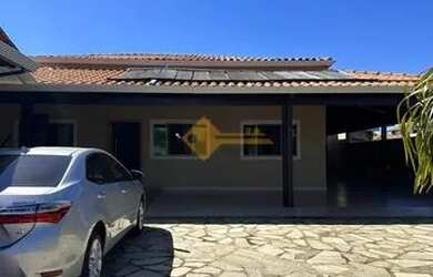 Imagem: A casa em condomínio possui 3 Dormitórios, 5 Banheiros, 5