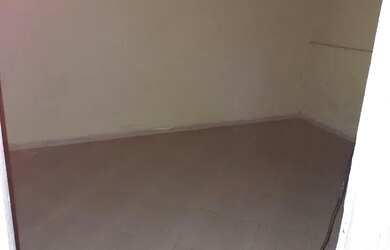 Imagem: A casa possui 1 Dormitório, 1 Banheiro e está localizado