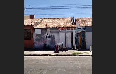 Imagem: A casa possui 4 Dormitórios, 4 Banheiros, 315m² de Área e