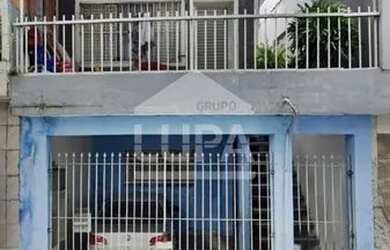 Imagem: A casa possui 5 Dormitórios, 4 Banheiros, 1 Vaga na garagem