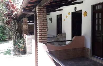 Imagem: A casa em condomínio para alugar possui 1 Dormitório, 1 Banheiro