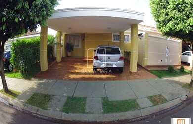 Imagem: A casa em condomínio possui 3 Dormitórios, 2 Banheiros, 2