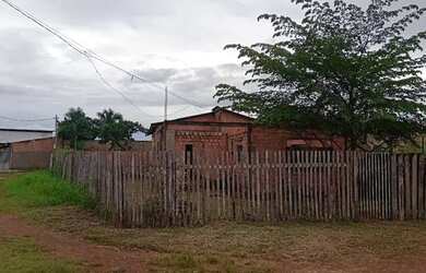 Imagem: Vende se está casa no bairro universitário próximo faculdade