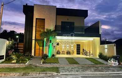 Imagem: A casa em condomínio possui 3 Dormitórios, 4 Banheiros, 4