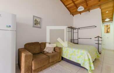 Imagem: O studio possui 1 Dormitório, 1 Banheiro, 30m² de Área e