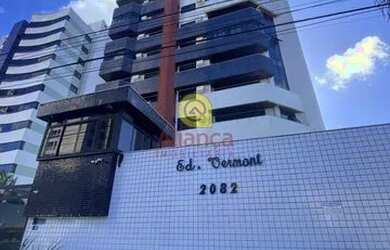 Imagem: O apartamento possui 3 Dormitórios, 5 Banheiros, 2 Vagas na