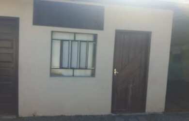 Imagem: O quarto está localizado em Boa Vista, Joinville para alugar