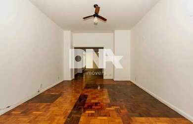 Imagem: O apartamento possui 3 Dormitórios, 3 Banheiros, 1 Vaga na