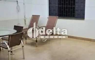 Imagem 16: Casa residencial disponível para locação e venda no bairro Jardim Karaíba...