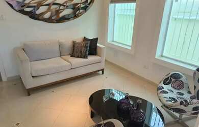 Imagem 2: Sobrado para venda com 143 metros quadrados com 3 quartos