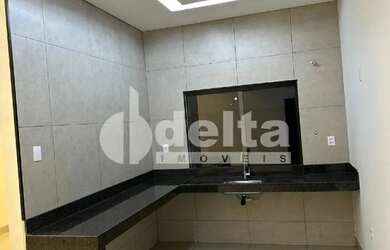 Imagem 15: Casa residencial disponível para venda no bairro Jardim Brasília em...