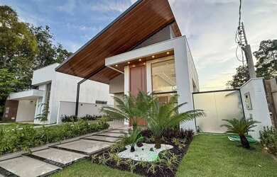 Imagem: A casa em condomínio possui 4 Dormitórios, 5 Banheiros, 4