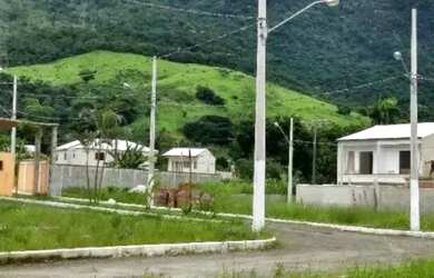 Imagem: O terreno possui 136m² de Área e está localizado em Campo
