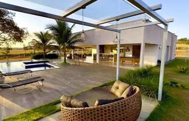 Imagem: A chácara possui 20000m² de Área e está localizado em Bela