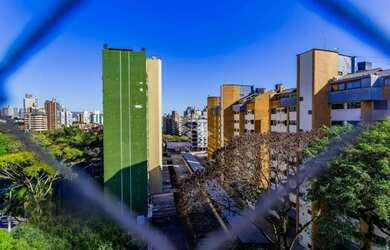 Imagem 10: Apartamento de 3 dorm no bairro Petropolis