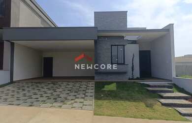 Imagem: A casa em condomínio possui 3 Dormitórios, 4 Banheiros, 4