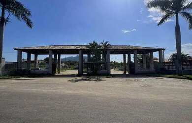 Imagem: O terreno possui 360m² de Área e está localizado em Casimiro