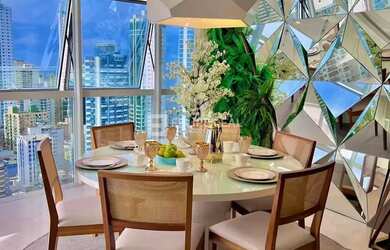 Imagem: O apartamento possui 3 Dormitórios, 4 Banheiros, 3 Vagas na