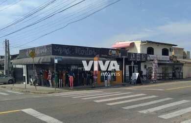 Imagem: O depósito possui 3 Vagas na garagem, 227m² de Área e está