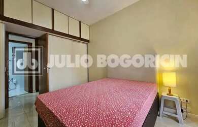 Imagem 8: Flat Copacabana! Localização privilegiada, Flat reformado com varanda e com muita iluminaç