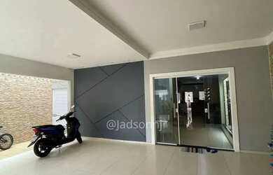 Imagem: A casa em condomínio possui 3 Dormitórios, 2 Banheiros, 3